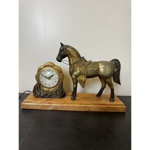 Vintage United Clock Corp Horse Mantel Clock ‎ Western Boho Model 310